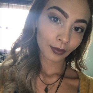 Meet your Posher, Jocelyne